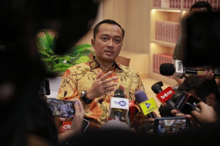 Menseseg-Prasetyo-Hadi-scaled-1