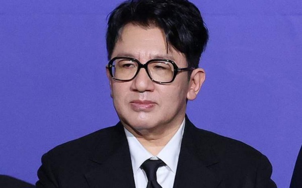 bang-si-hyuk-1